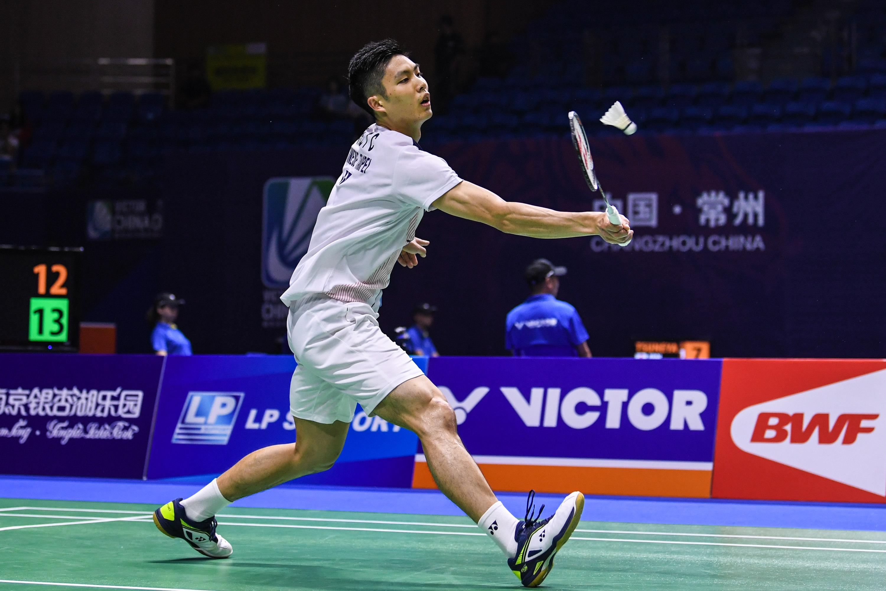 时尚氛围而 时尚氛围而